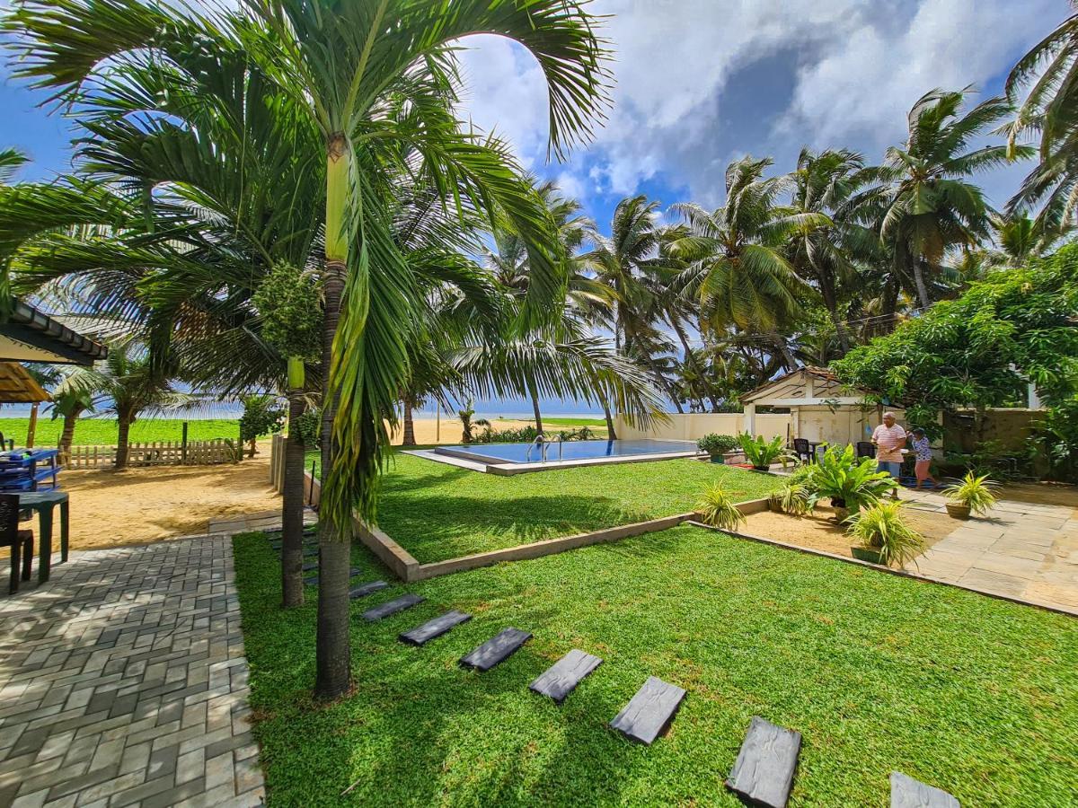 Star Beach Guest House Negombo Kültér fotó