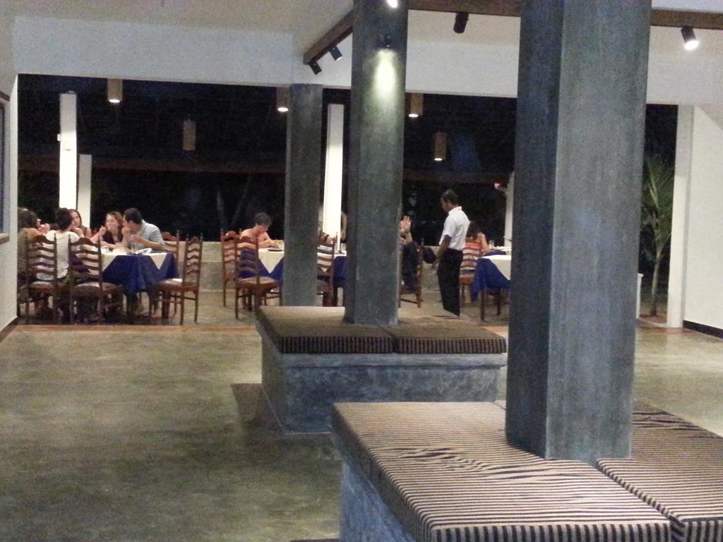 Star Beach Guest House Negombo Kültér fotó
