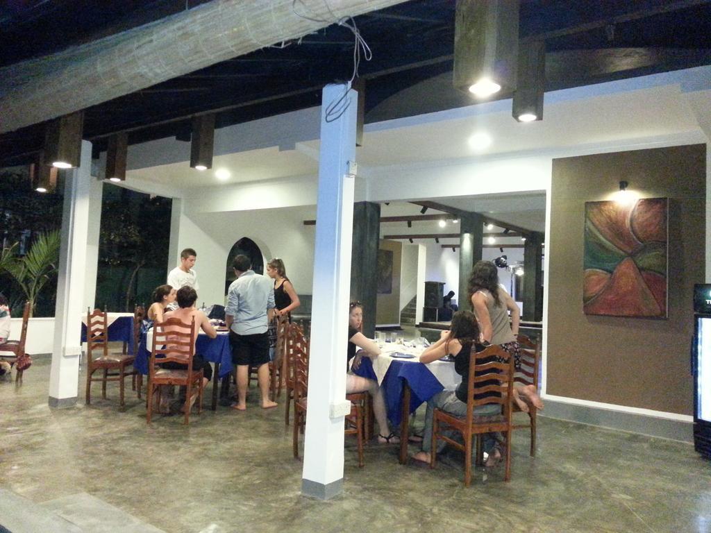 Star Beach Guest House Negombo Kültér fotó