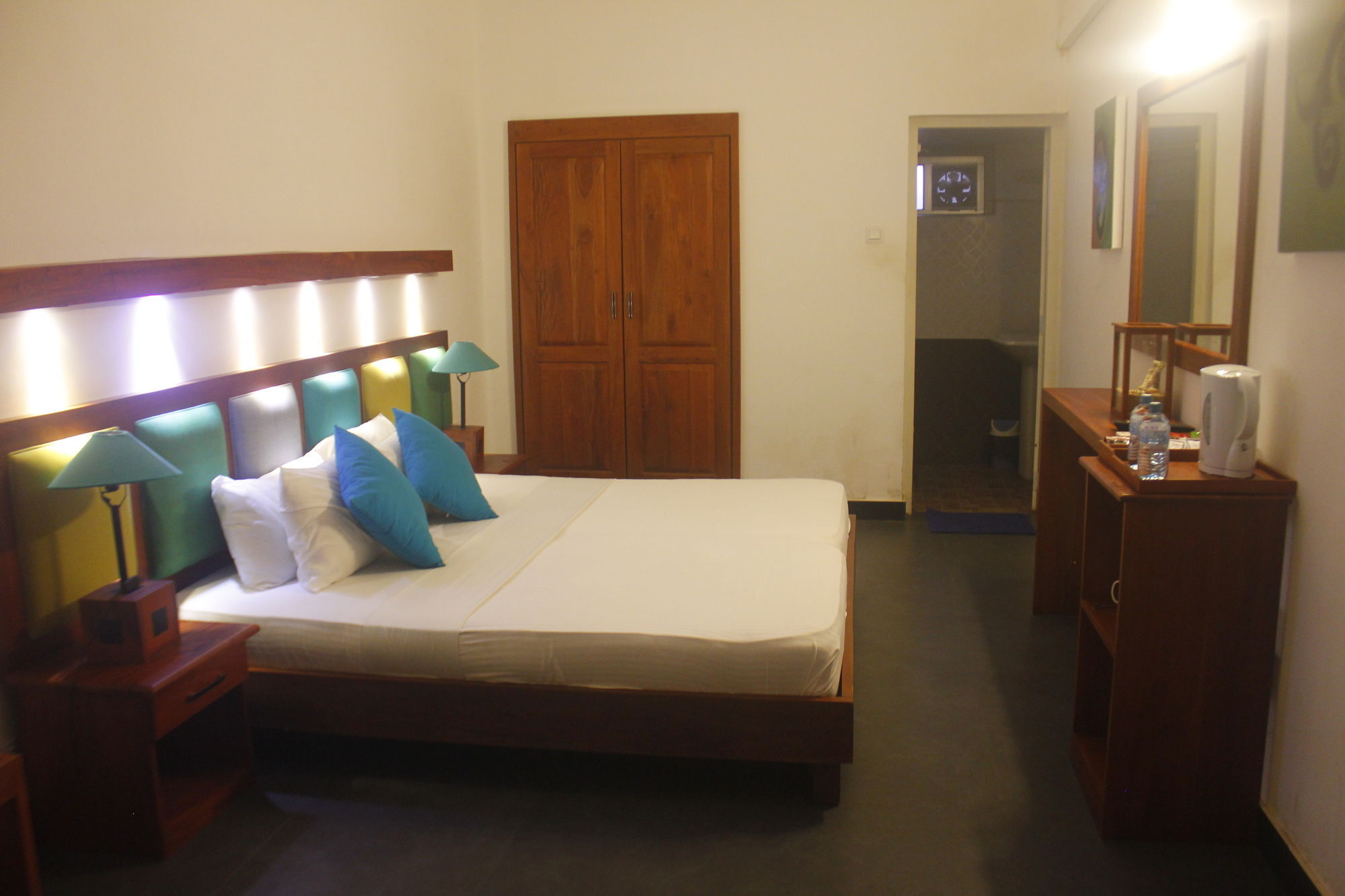 Star Beach Guest House Negombo Kültér fotó