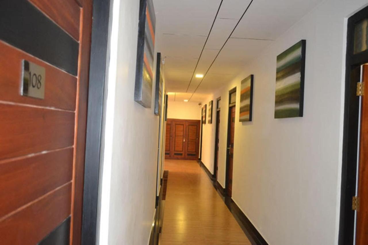 Star Beach Guest House Negombo Kültér fotó